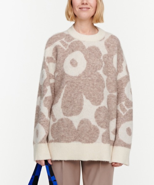 marimekko（マリメッコ）の「Unikko / Polkujen knitted pullover