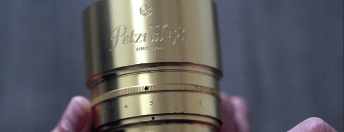 伝説のポートレイトレンズ・Petzvalをボケ調節機能を備えた58mmレンズ
