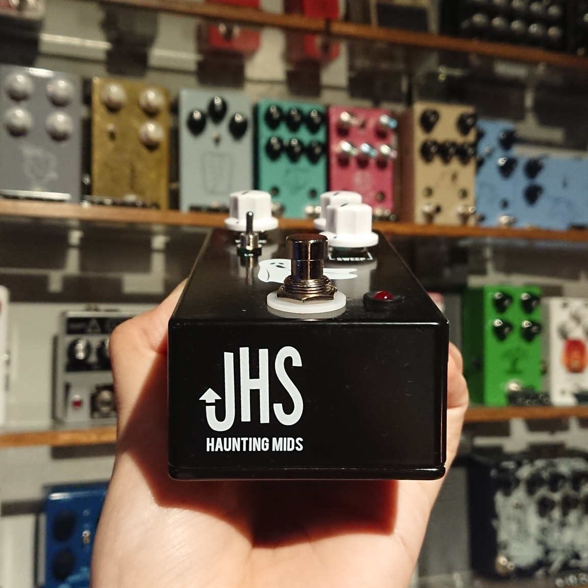 JHS PEDALS / Haunting Mids | STIFF SLACK WEBSHOP