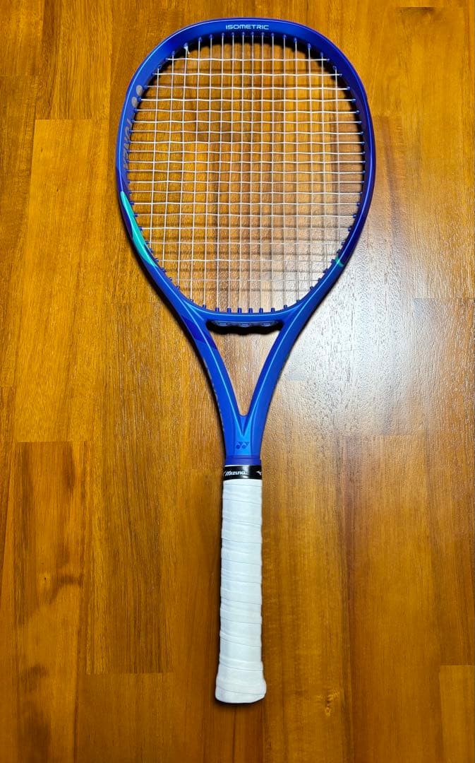 ラケット(硬式用) YONEX EZONE 100 300g G2 スペック計測済】EZONE 100 イーゾーン100 08EZ100【既製品】【YONEX