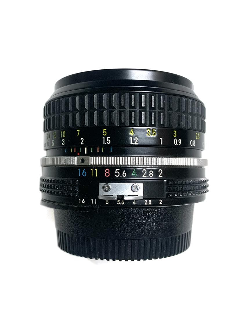 NIKKOR AI-S 50mm f/2.0 単焦点レンズ 50mm f1.4が好きすぎて。Ai-SじゃなくてAiが欲しくて。｜記憶カメラ